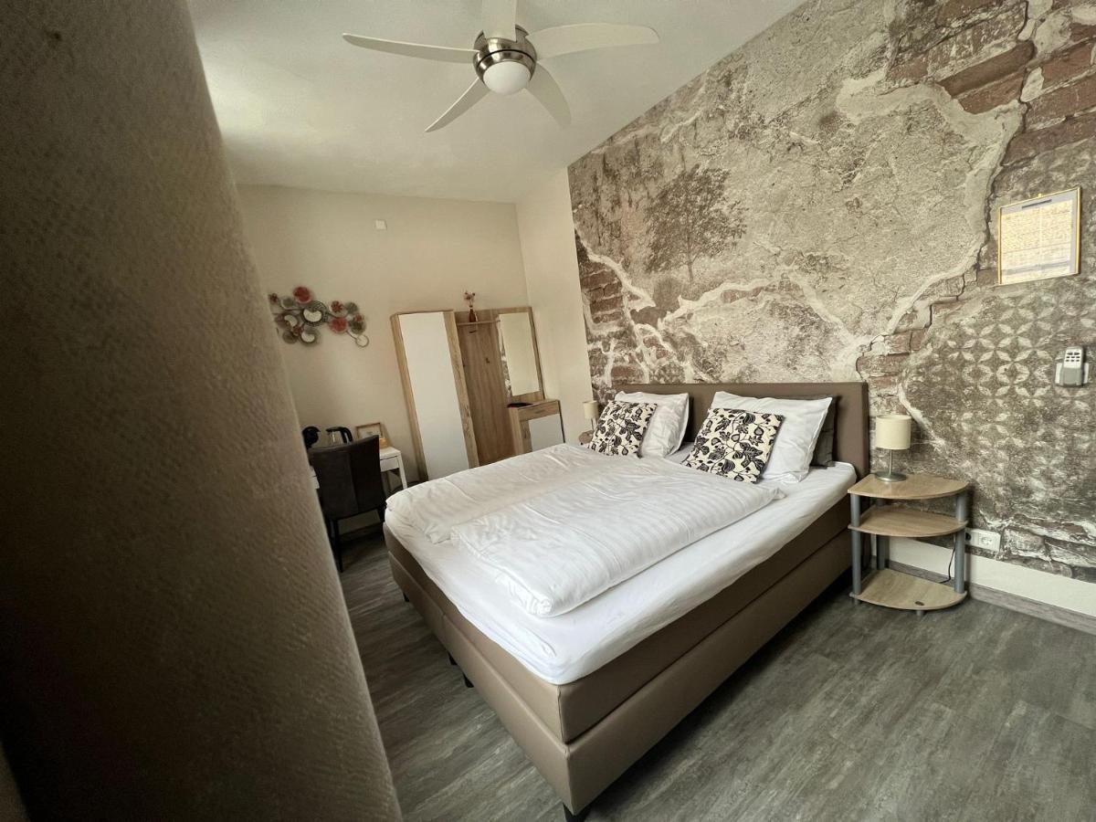 Hotel Crasborn Thorn Luaran gambar